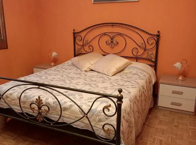 Lily - Storie Del Bosco - Bed and Breakfast *